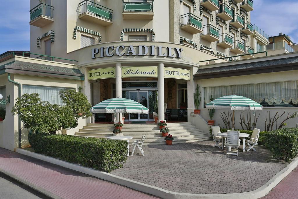 Hotel Piccadilly Lido di Camaiore Exterior foto